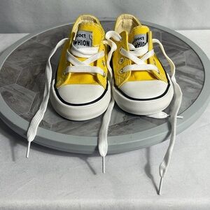Mvlsoct Yellow Canvas Low-Top Toddler Sneakers Size 23  Lace Up Casual Shoes